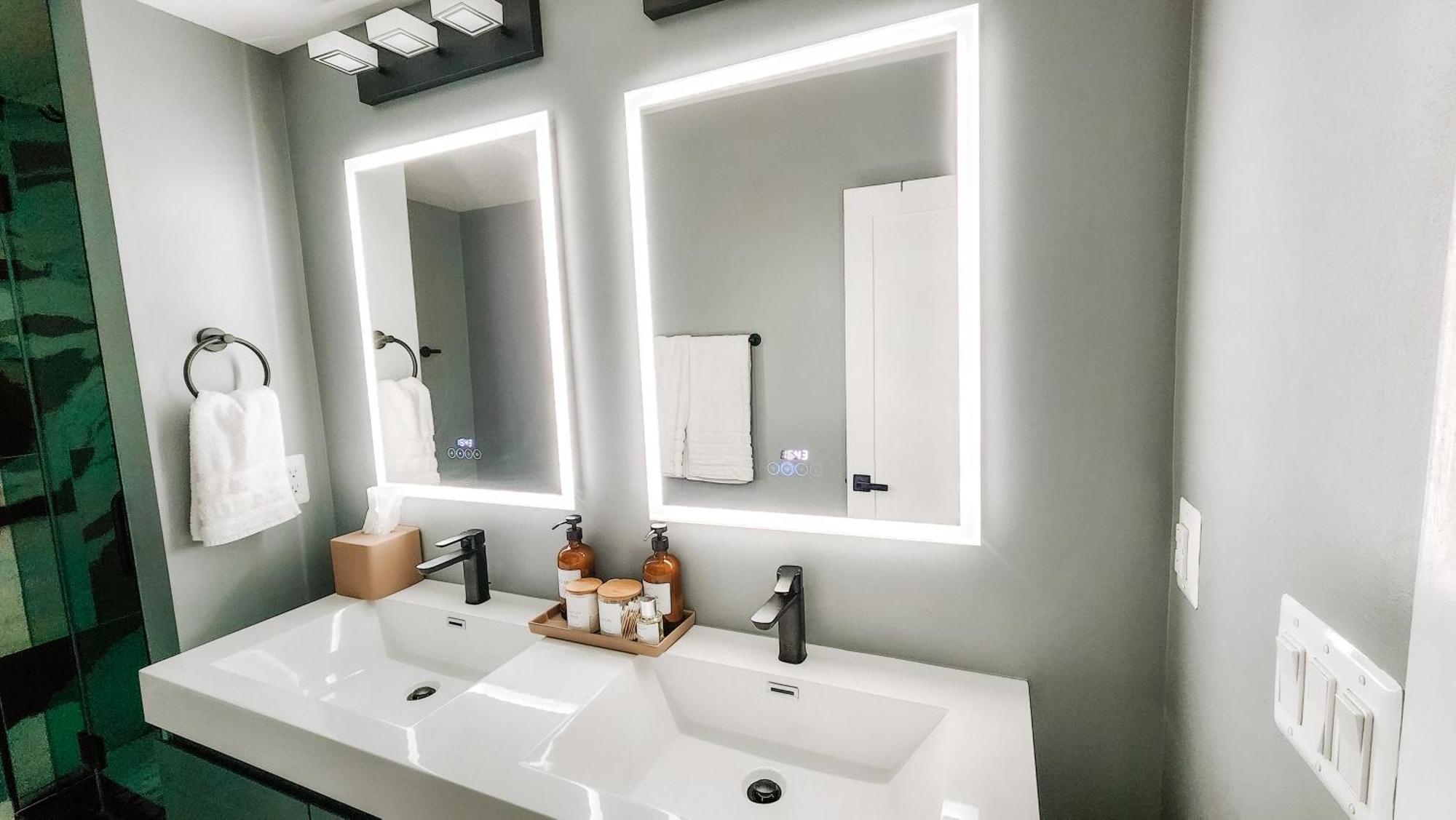 Private Modern Luxury Suite In Historic Stone Home Washington Buitenkant foto